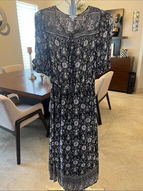 Boho Floral Tiered Midi Dress - Black and Gray (size S)